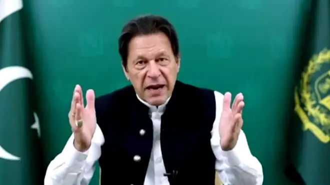 इमरान ख़ान (फ़ाइल फ़ोटो)