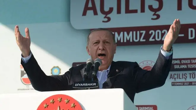 Erdogan kaže da ambasadori ne bi smeli da drže lekcije i izdaju naređenja Turskoj
