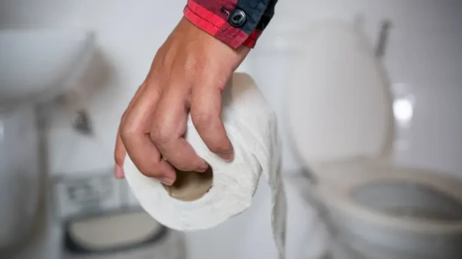 بواسیر ناروغي د اخته کسانو د عادي کارونو کولو مخه نیسي