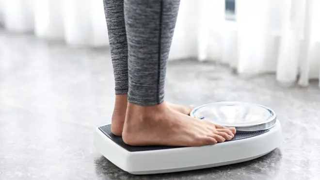 Nama madaalarra dhaabbatte jirtu