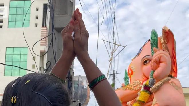 బాలాపూర్ వినాయక విగ్రహం.