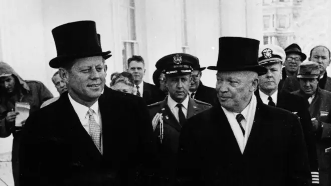 John F. Kennedy y Dwight Eisenhower