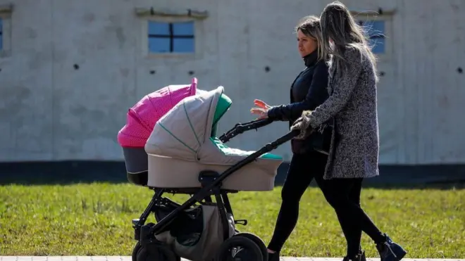 1 июля выплаты получили в том числе и семьи, где есть дети в возрасте до трех лет