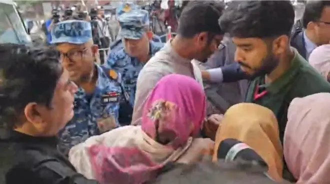 বিমানবন্দরে লিমনের মরদেহ নিতে অপেক্ষা করছেন তার পরিবারের সদস্যরা