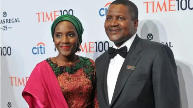 Aliko Dangote, mtu tajiri zaidi Afrika, akiwa na bintiye Halima
