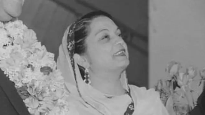 بیگم رعنا بہت تعلیم یافتہ اور ذہین خاتون تھیں