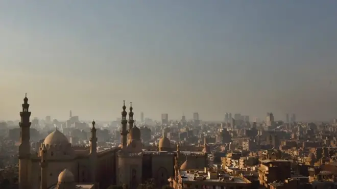 يبدي خبراء في الآثار والتخطيط العمراني في مصر قلقا تجاه بعض عمليات التطوير الحالية في القاهرة القديمة، فما السبب؟