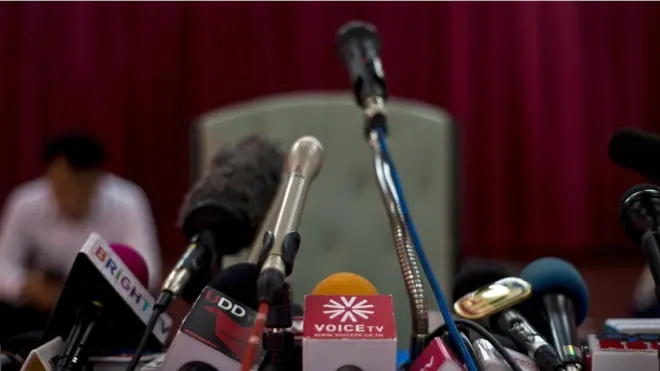 ไมโครโฟนนักข่าว