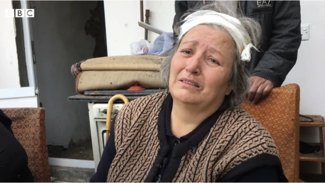 gəncədə yaralı qadın