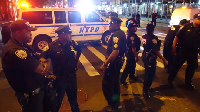 Patlamada birinin durumu ciddi en az 29 kişi yaralandı.