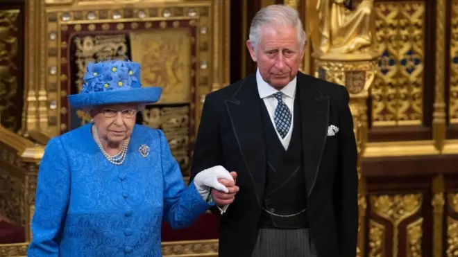 چارلس اور ملکہ برطانیہ