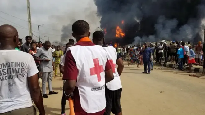 Emergency responders don rush go Abule Ado to rescue di situation