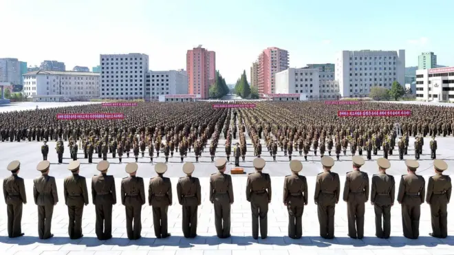 Piyoongiyaangi walitti dhufeenya jibba Ameerikaa cimaa qabatte.