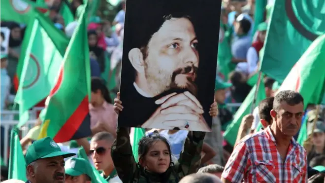 لعائلة الصدر مكانة كبيرة في الوسط الشيعي في لبنان والعراق