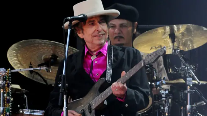 Ca sĩ Bob Dylan