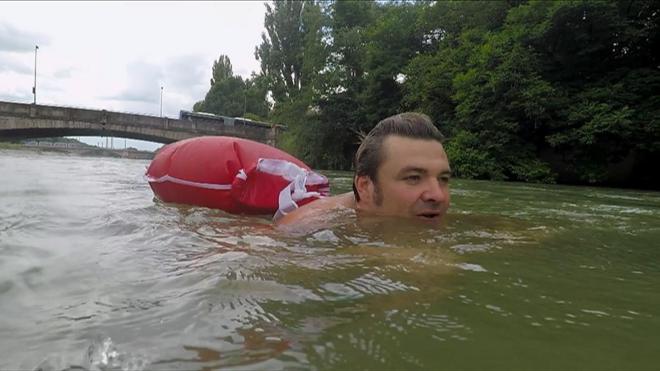 Empresário Benjamin David cansou do estresse do trânsitocaixa loteria on lineMunique: 'quando nado, vou mais rápido e fico mais relaxado'.