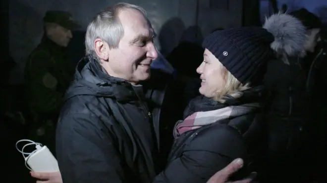 Горлівка-Харків-Бориспіль - маршрут, яким багато годин рухалися визволені полонені