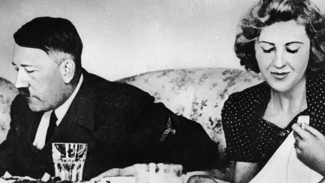 Hitler y su amante Eva Braun.