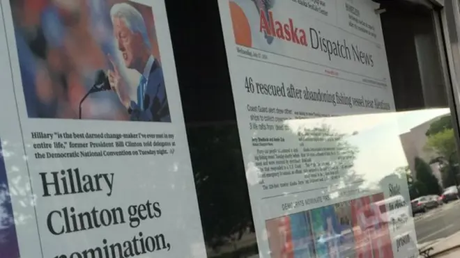 50 eyaletten gazete manşetlerine bakıldığında, yalnızca 19'unda Hillary Clinton'ın fotoğrafı görüldü