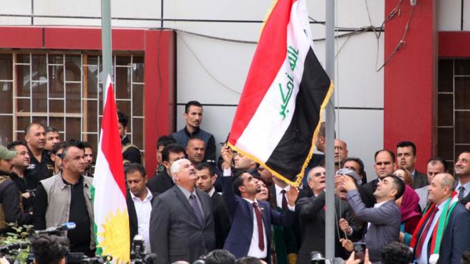 Irak Kürt Bölgesel Yönetimi bayrakları