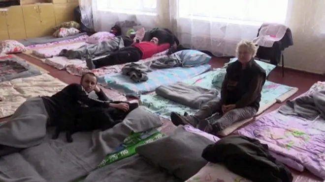 Люди, эвакуированные из Мариуполя