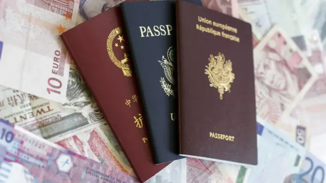 Паспортов у человека теперь может быть несколько.