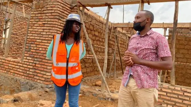 Enatha Cyuzuzo veut inciter davantage de filles à se lancer dans l'ingénierie