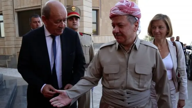 Fransa Dışişleri Bakanı Jean-Yves Le Drian ve Savunma Bakanı Florence Parly geçen ay Erbil'de IKBY Başkanı Mesud Barzani'yle görüşmüştü