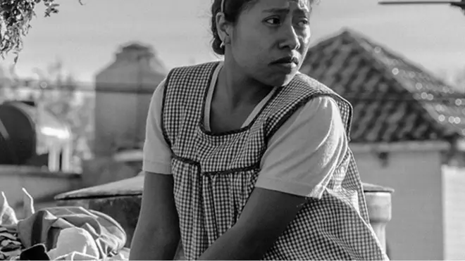 Cerita film ini berlatar pada 1970-71 di Mexico City dan didedikasikan untuk seorang perempuan bernama Libo, inspirasi sebenarnya untuk sosok Cleo.