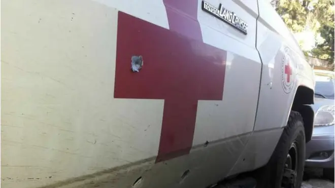 በጥይት የተመታ አምቡላንስ