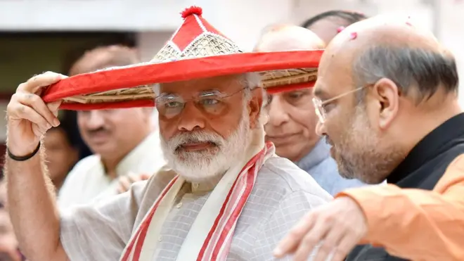 नरेंद्र मोदी