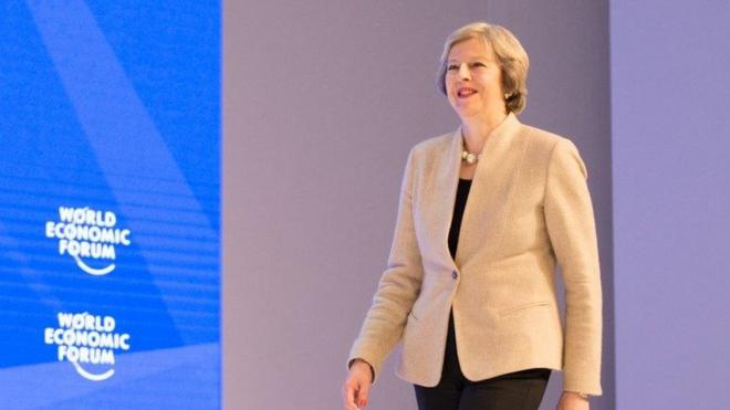 Bà Theresa May khi đến dự Diễn đàn Kinh tế Thế giới ở Davos, Thụy Sỹ