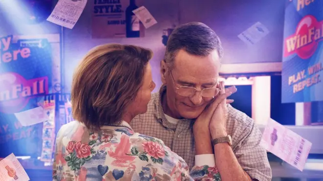 జెర్రీ అండ్ మార్జ్ గో లార్జ్ సినిమాలోని సీన్