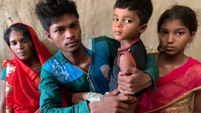 श्यामजी रविदास के परिजन