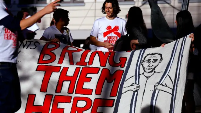 Penolakan terhadap kebijakan Australia terkait pengungsi.