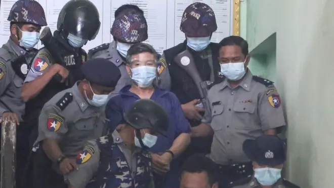 ဦးကျော်မြင့်ကို ထောင်ပြေးမှုနဲ့ မန္တလေးမြို့ ချမ်းအေးသာစံမြို့နယ် တရားရုံးမှာ အောက်တိုဘာ ၂ ရက် က ရုံးထုတ် စစ်ဆေး