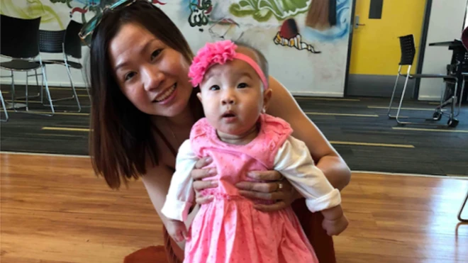 Trần Huyền cùng con gái Isabell tại Australia