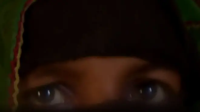 Perempuan belasan tahun ini telah melahirkan anak hasil perkosaan tentara Myanmar.