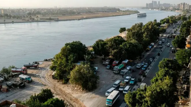 نهر النيل شريان الحياة والمصدر الرئيسي للمياه في مصر