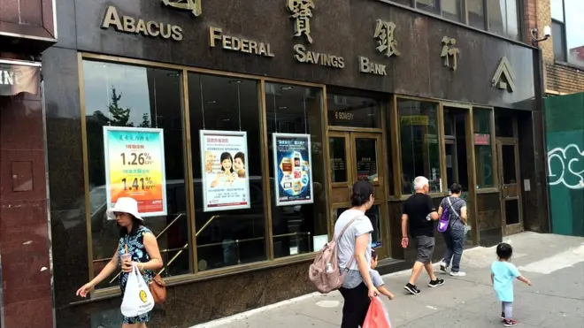 El banco Abacus Federal Savings Bank está situado en el barrio chino neoyorquino.