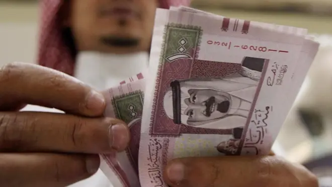 Ke-11 pangeran itu berunjuk rasa lantaran pemerintah memutuskan untuk berhenti membayar tagihan air dan energi di rumah para pangeran.