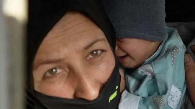 أفغانستان تحت حكم طالبان: آلاف اليائسين يلجأون لمهربين بحثا عن حياة أفضل