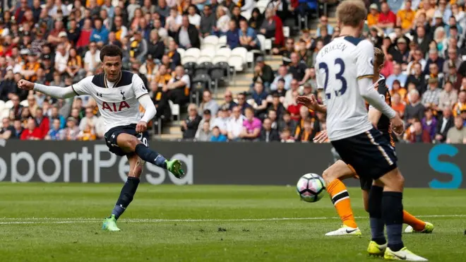 كان أداء توتنهام متميزا الموسم الماضي في الدوري الانجليزي