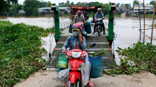 Cuộc sống của người dân các khu vực bên sông Mekong chịu ảnh hưởng nặng nề (hình minh họa)