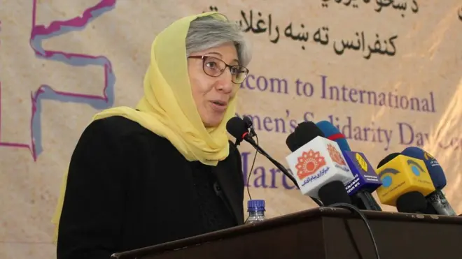 خانم سمر گفت که یافته‌های این نهاد نشان می‌دهد که ۴۰درصد کودکان کار با فشار و تهدید روبرویند.