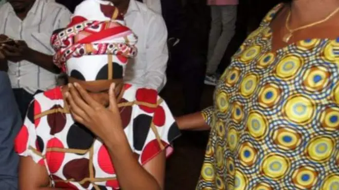 Many people chook eye for inside di tori wey dey on since 2012