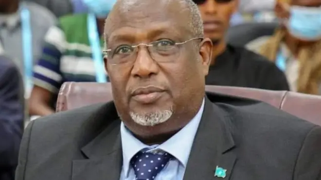 Codeynta ayaa ka dhacday Afisiyoone