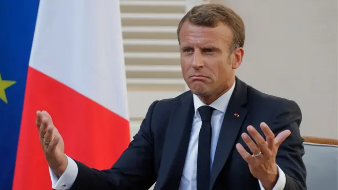 Макрон столкнулся с трудностями перевода