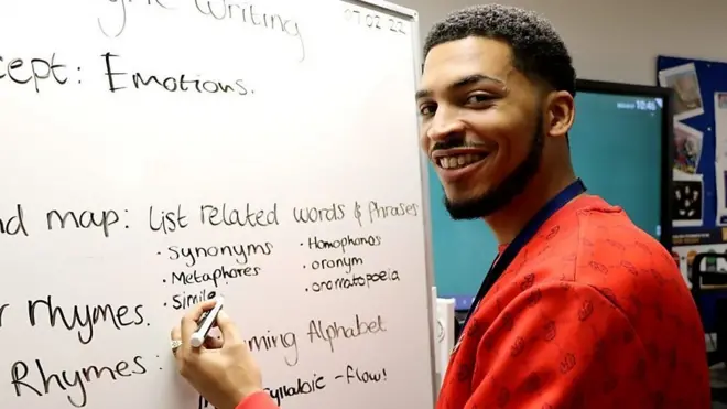 영국 유명 래퍼가 선생님이 된 사연은?