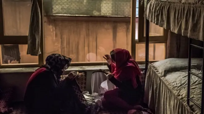 د بښنې نړیوال سازمان له طالبانو غوښتنه کړې چې امن خونې بېرته پرانیزي او د تاوتریخوالي قرباني شویو ښځو او نجونو ته خدمات وړاندې کړي.